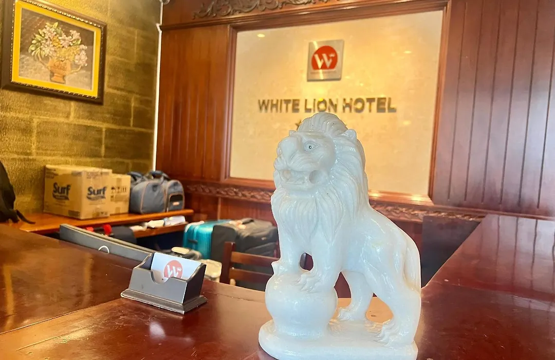 White Lion Hotel-1